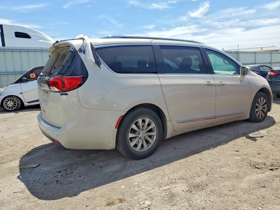 2019 CHRYSLER PACIFICA TOURING L TOURING L 3
