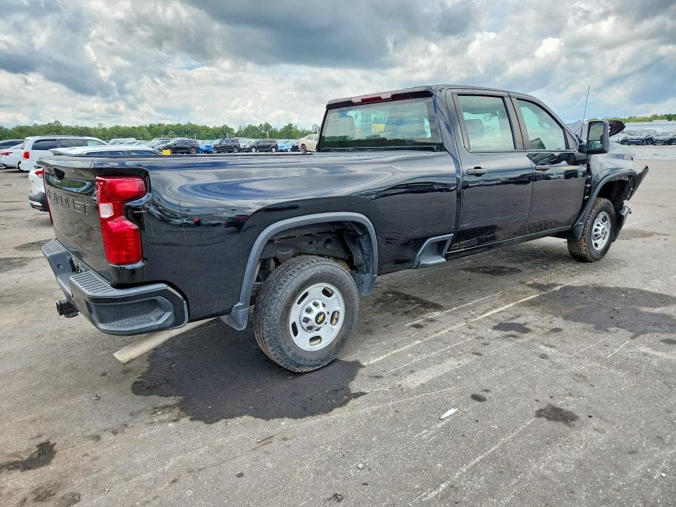 2023 CHEVROLET SILVERADO C2500 HEAVY DUTY 3