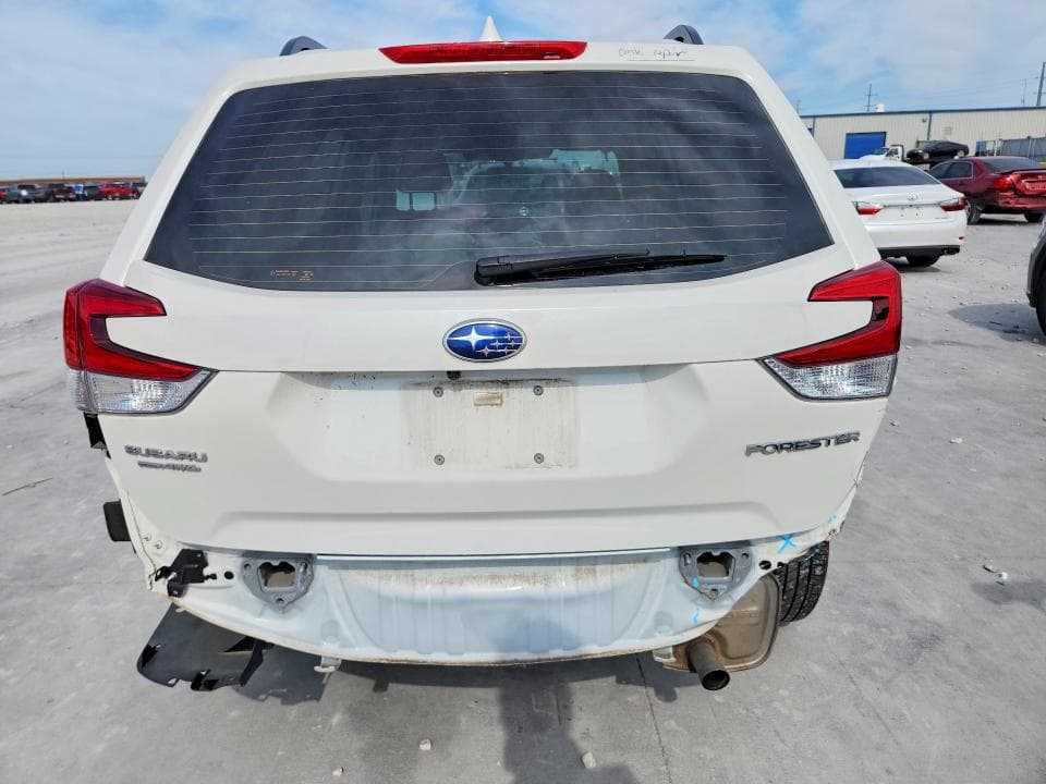 2022 SUBARU FORESTER 6
