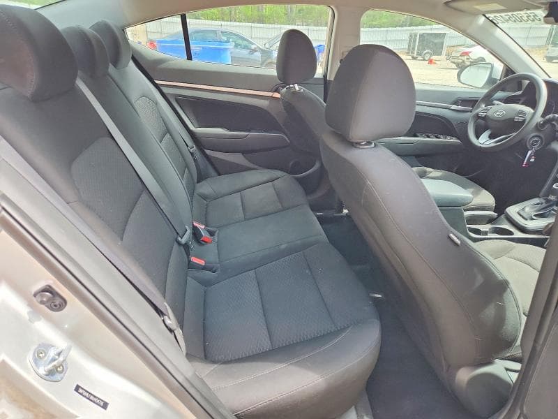 2019 HYUNDAI ELANTRA SEL 10