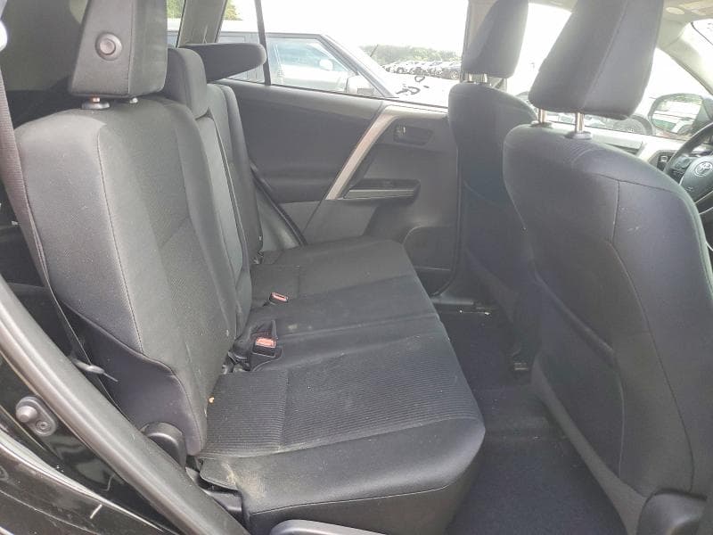 2018 TOYOTA RAV4 LE 11