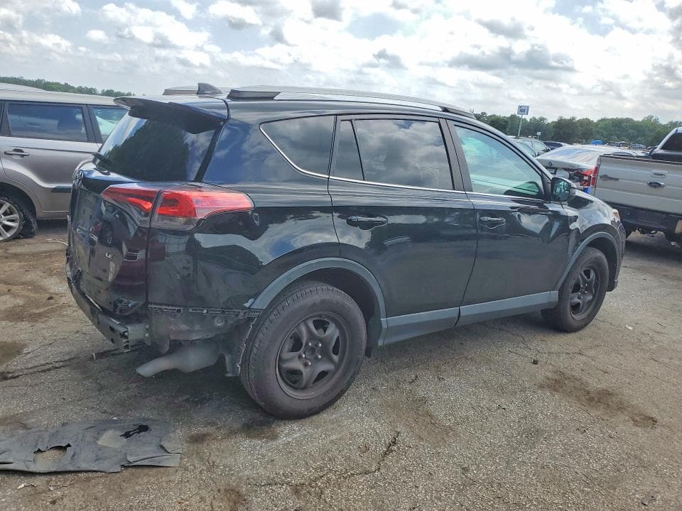 2018 TOYOTA RAV4 LE 3