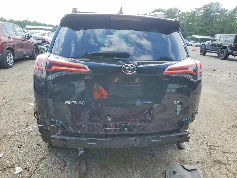 2018 TOYOTA RAV4 LE 6