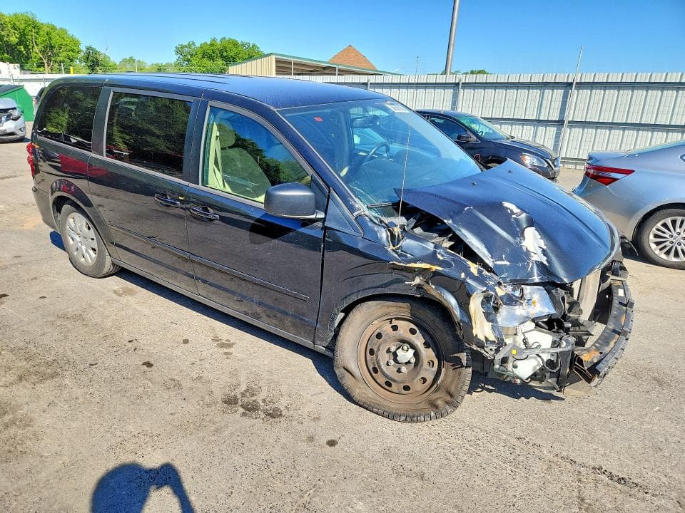 2016 DODGE GRAND CARAVAN SE 4