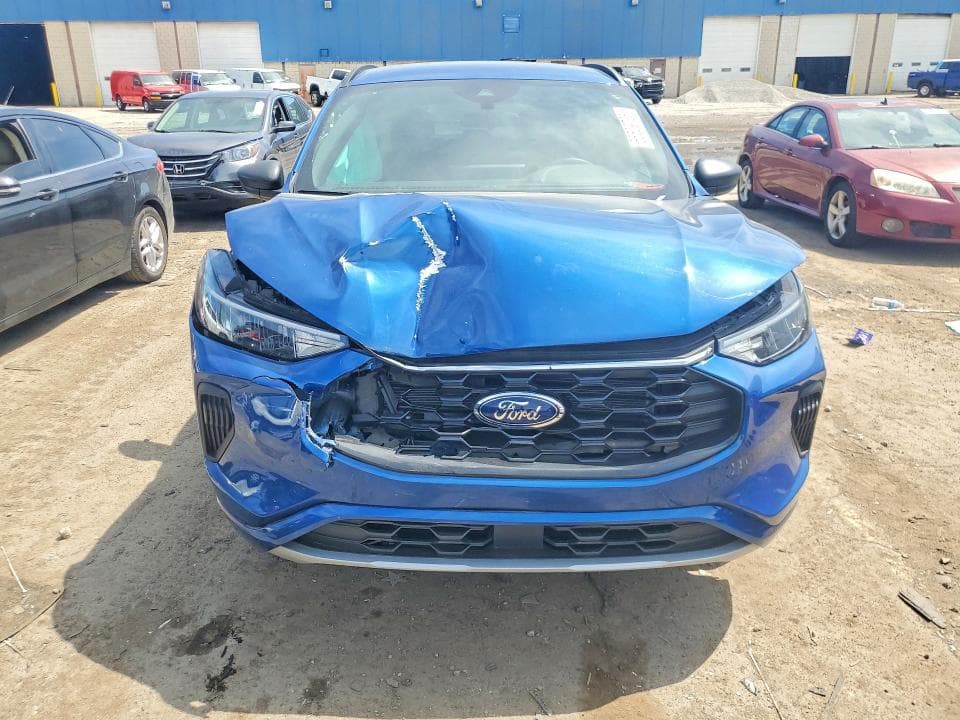2023 FORD ESCAPE 5