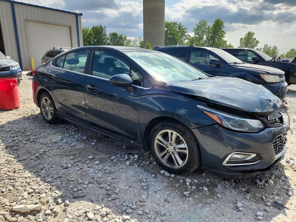2018 CHEVROLET CRUZE LT LT 4