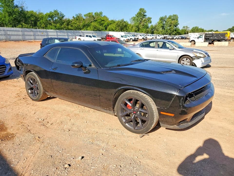 2020 DODGE CHALLENGER SXT 4
