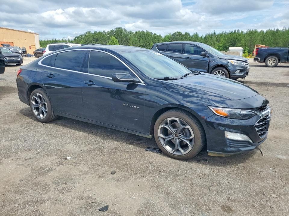 2021 CHEVROLET MALIBU LT 4