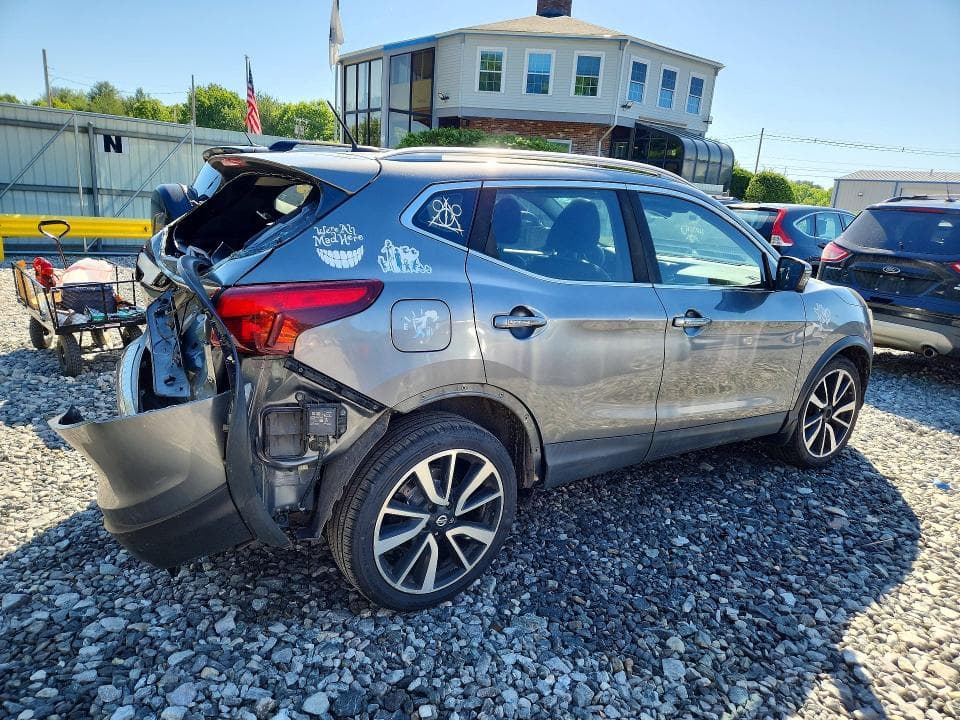 2017 NISSAN ROGUE SPORT SL 3