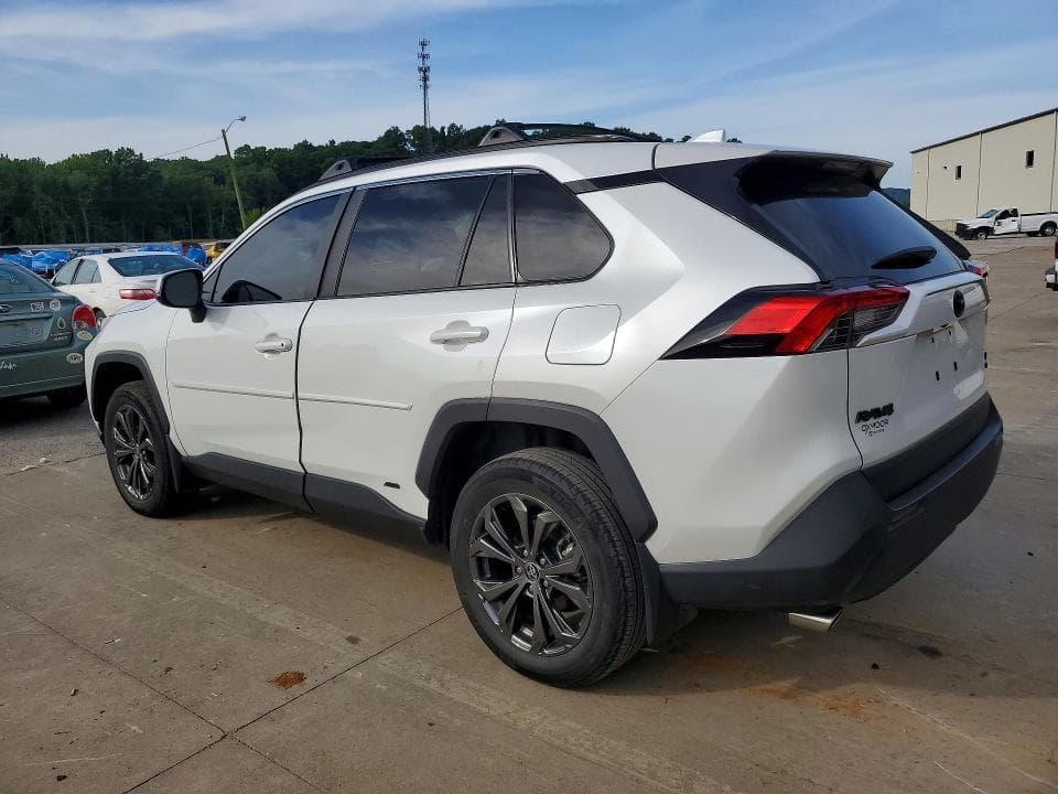 2024 TOYOTA RAV4 XLE PREMIUM 2