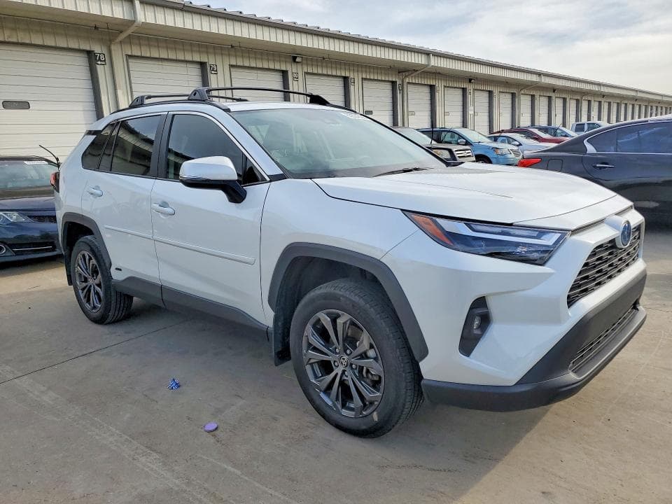 2024 TOYOTA RAV4 XLE PREMIUM 4