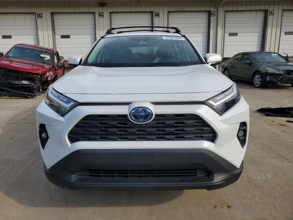 2024 TOYOTA RAV4 XLE PREMIUM 5