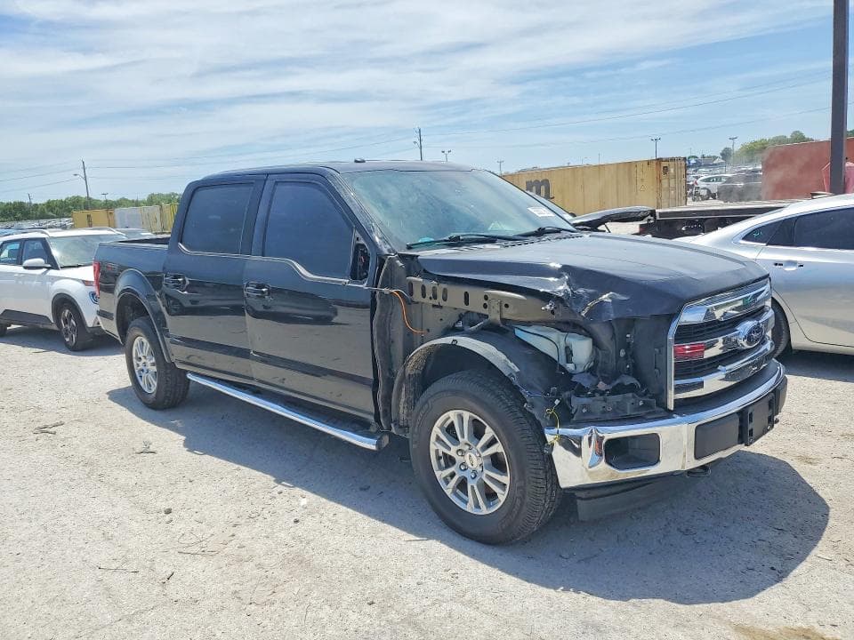 2017 FORD F150 SUPERCREW 4
