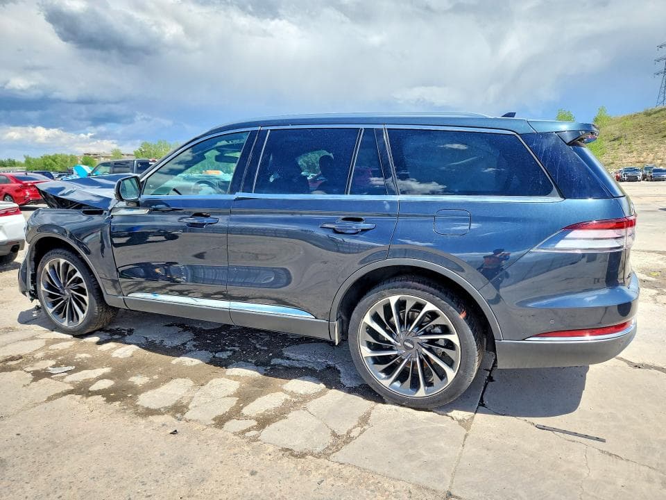 2022 LINCOLN AVIATOR RESERVE 2