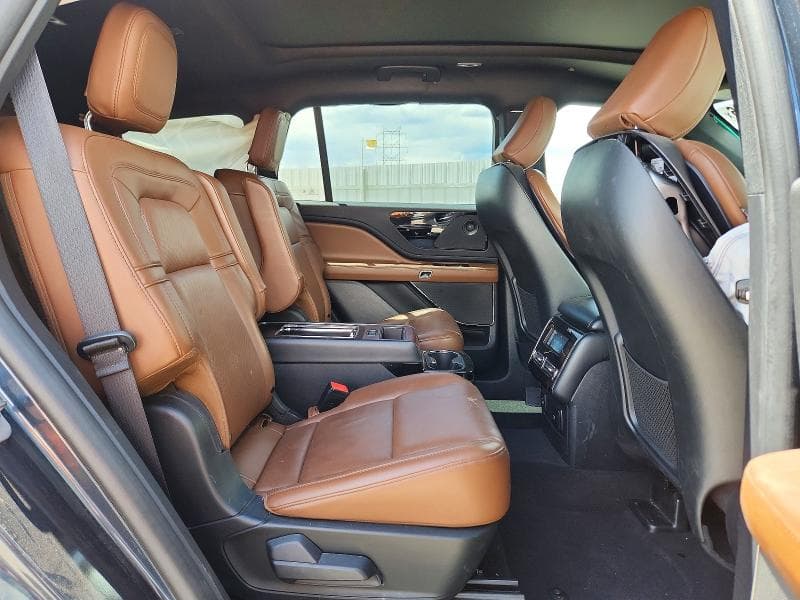2022 LINCOLN AVIATOR RESERVE 11
