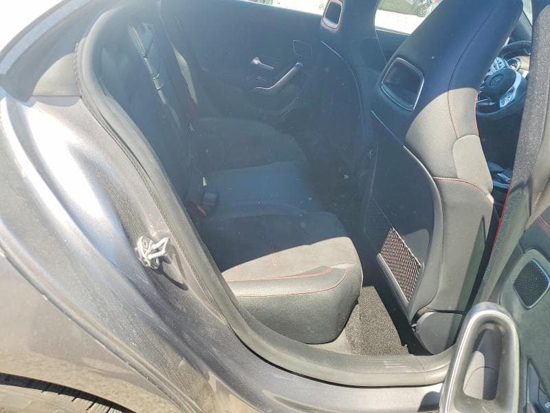 2021 MERCEDES-BENZ CLA AMG 35 4MATIC 10