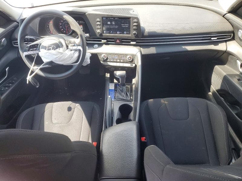 2021 HYUNDAI ELANTRA SEL SEL 8
