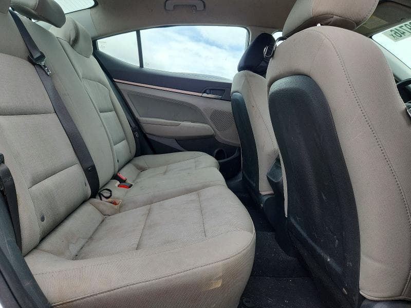 2017 HYUNDAI ELANTRA SE SE 10