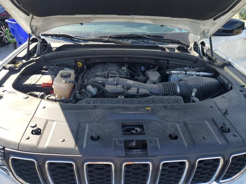 2023 JEEP GRAND CHEROKEE L LAREDO 12