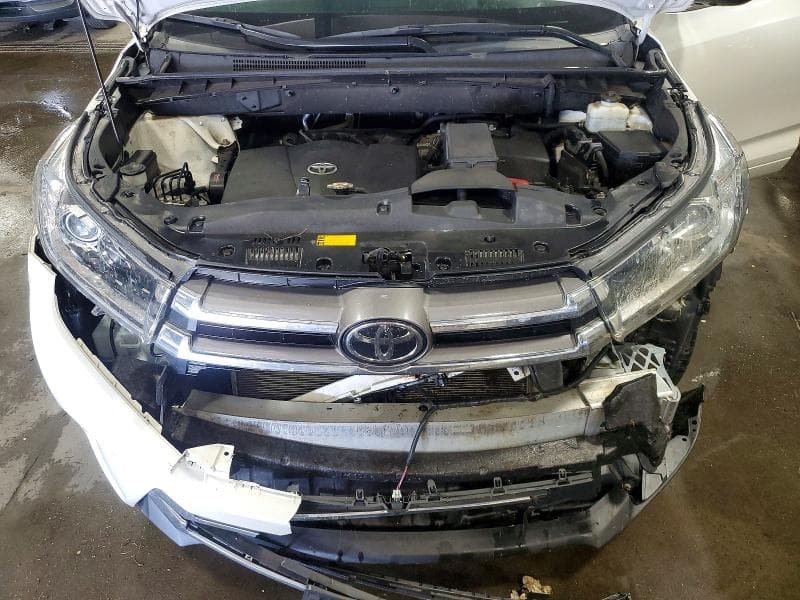 2018 TOYOTA HIGHLANDER LIMITED PLATINUM LIMITED PLATINUM 11