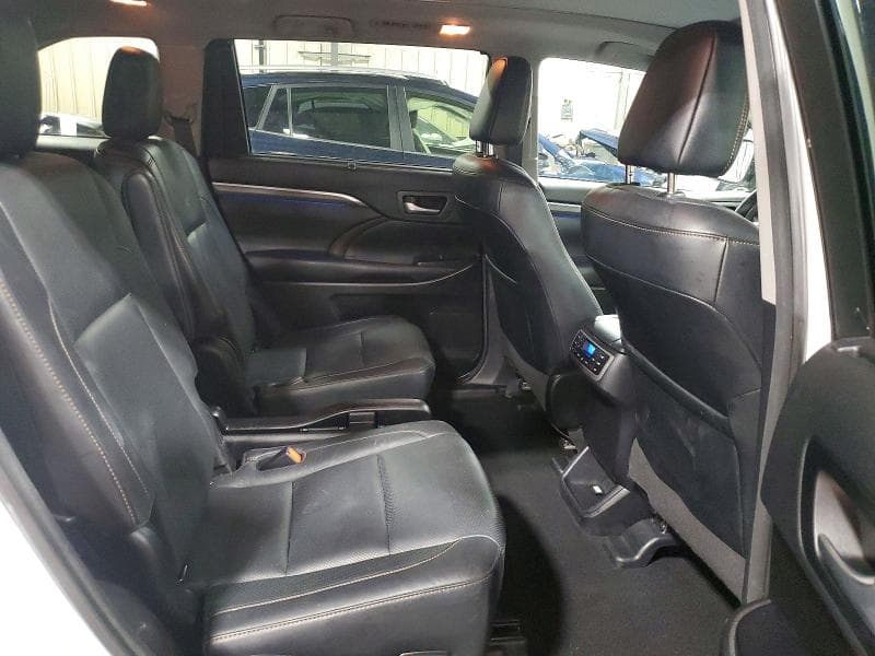 2018 TOYOTA HIGHLANDER LIMITED PLATINUM LIMITED PLATINUM 10