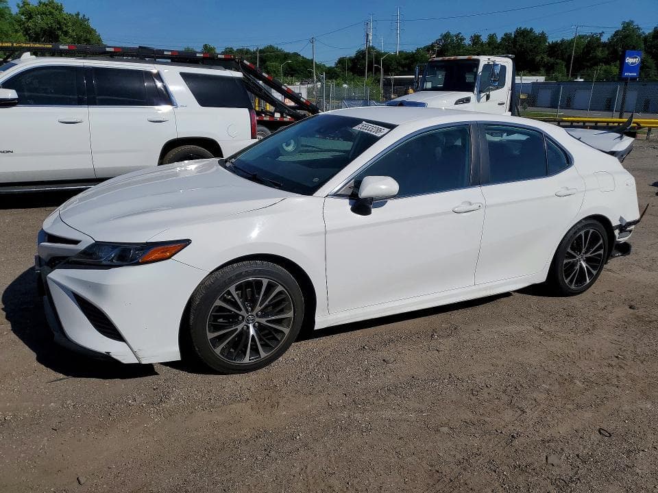 2019 TOYOTA CAMRY SE SE - 1