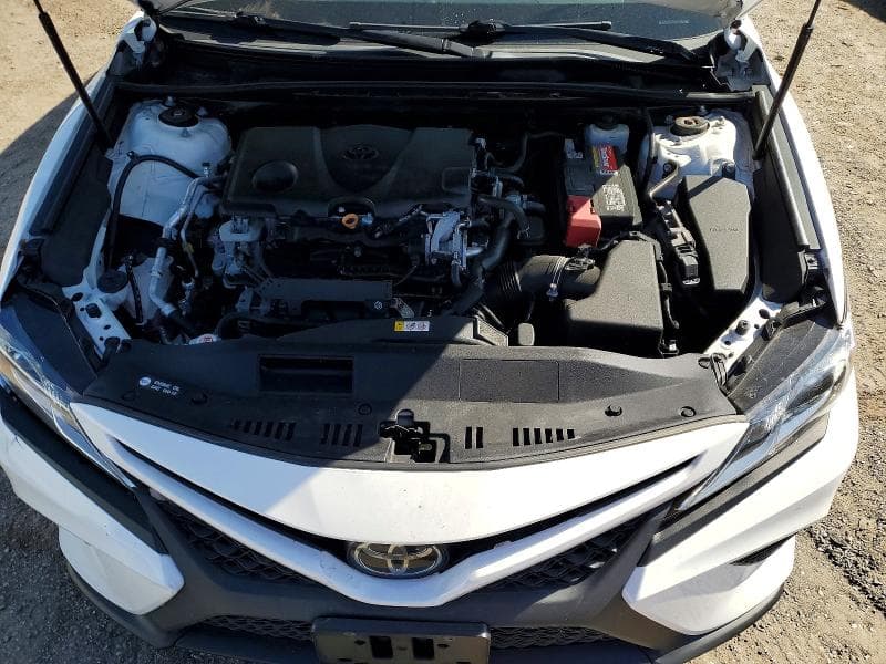 2019 TOYOTA CAMRY SE SE 11