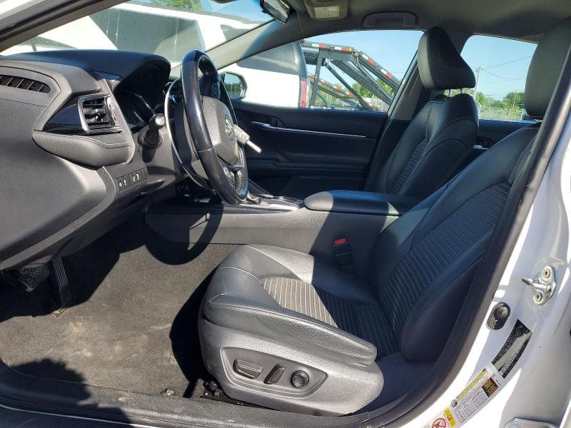 2019 TOYOTA CAMRY SE SE 7