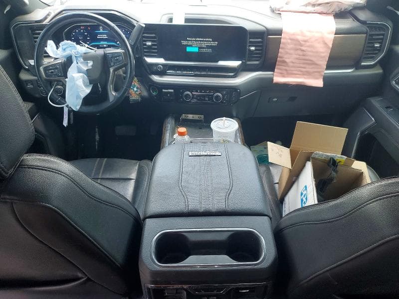 2024 CHEVROLET SILVERADO K3500 HIGH COUNTRY 8
