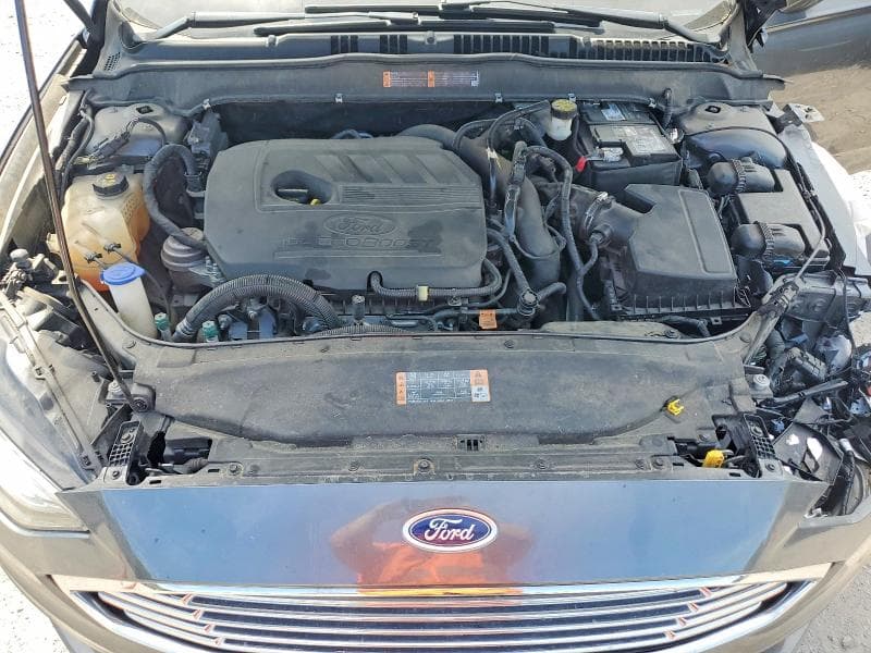 2017 FORD FUSION SE 11
