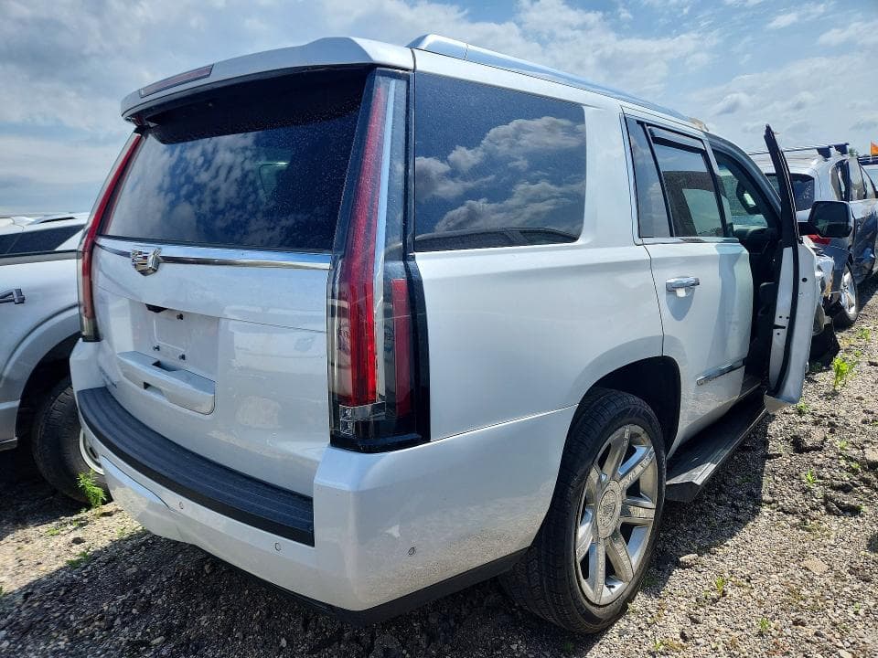 2017 CADILLAC ESCALADE PREMIUM LUXURY 3