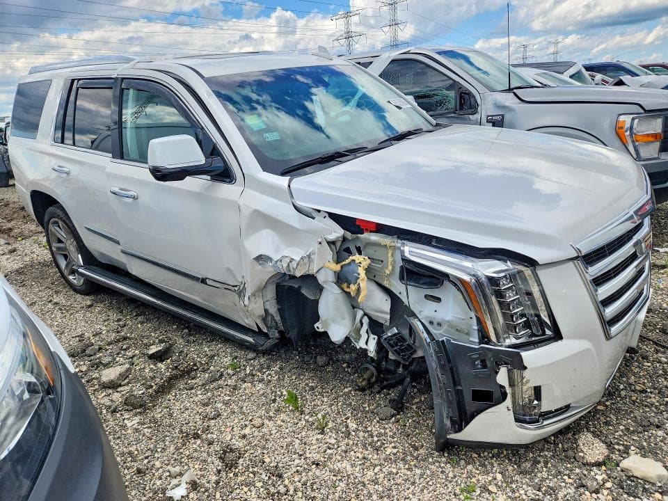 2017 CADILLAC ESCALADE PREMIUM LUXURY 4