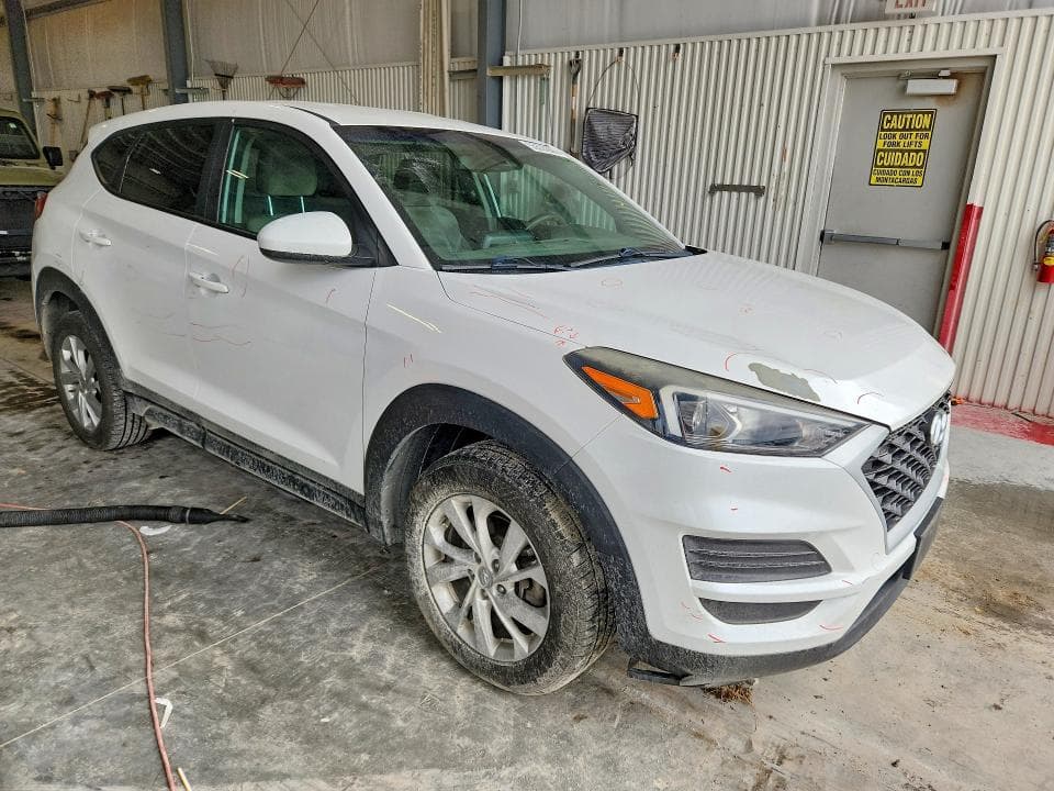 2019 HYUNDAI TUCSON SE 4