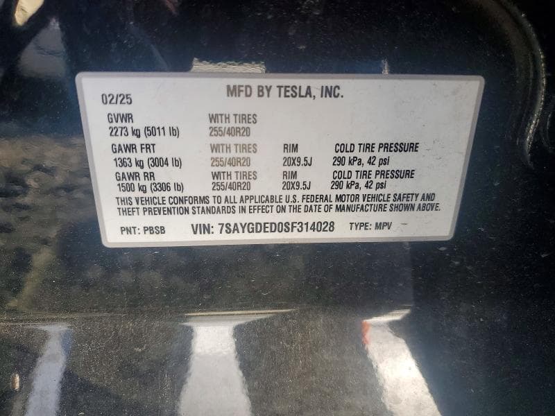 2025 TESLA MODEL Y 12