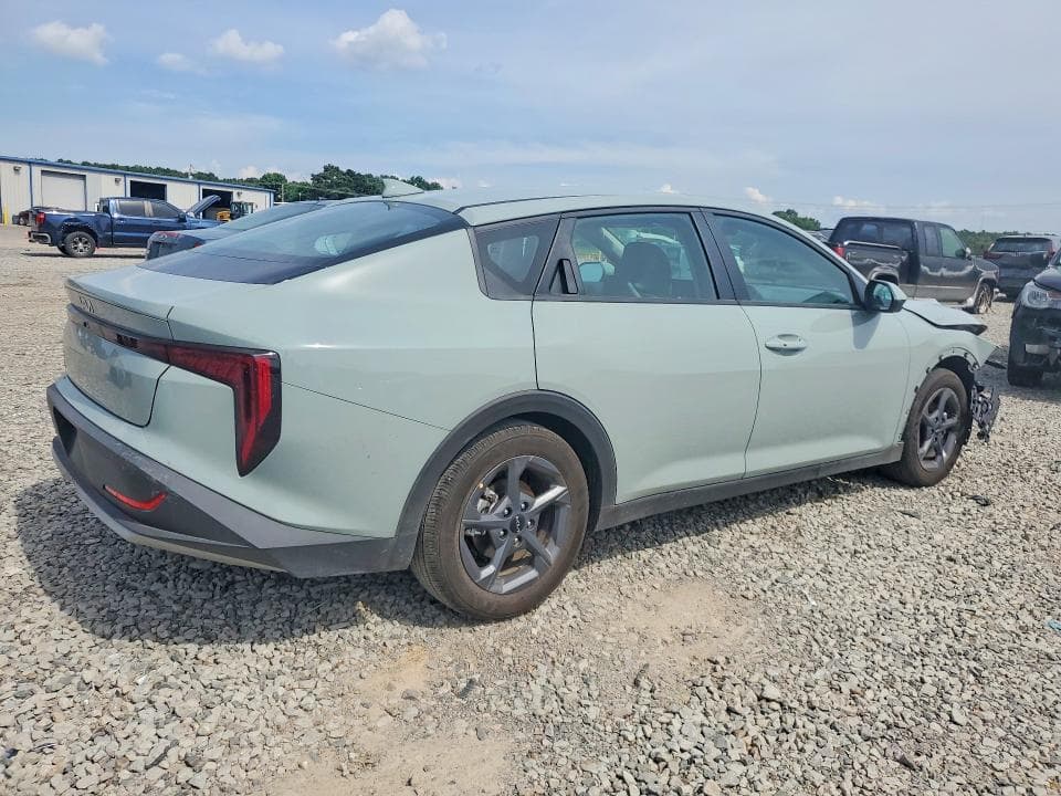 2025 KIA K4 LXS LXS 3