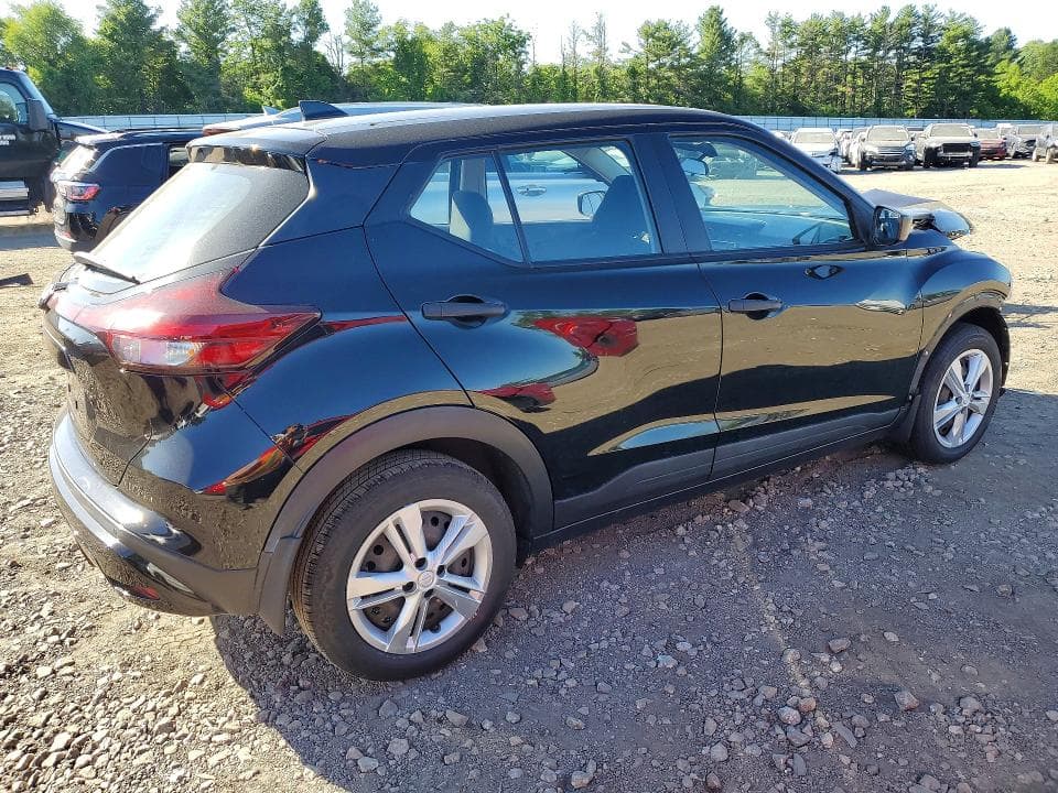 2022 NISSAN KICKS S 3