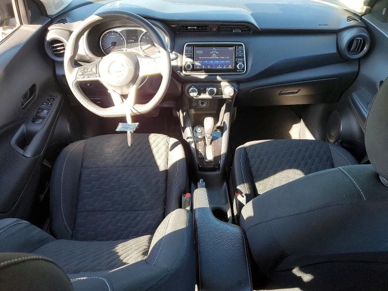 2022 NISSAN KICKS S 8