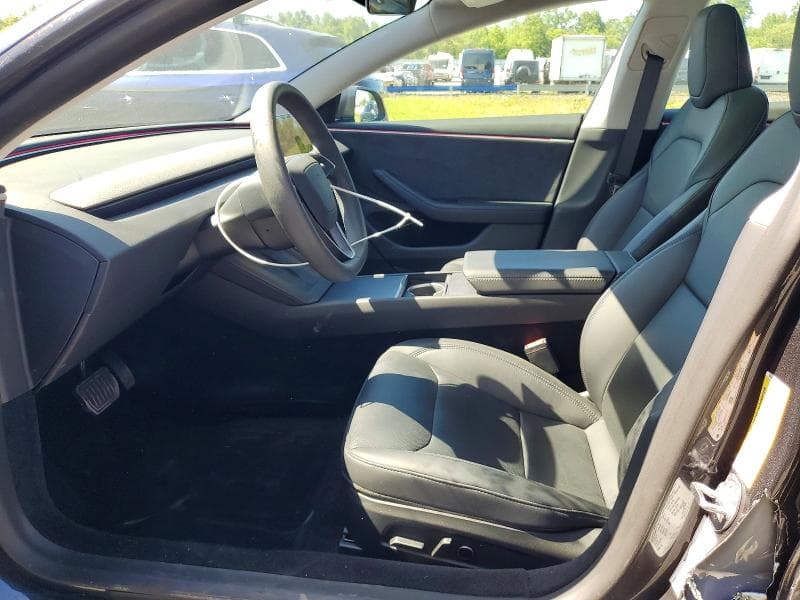 2025 TESLA MODEL 3 7
