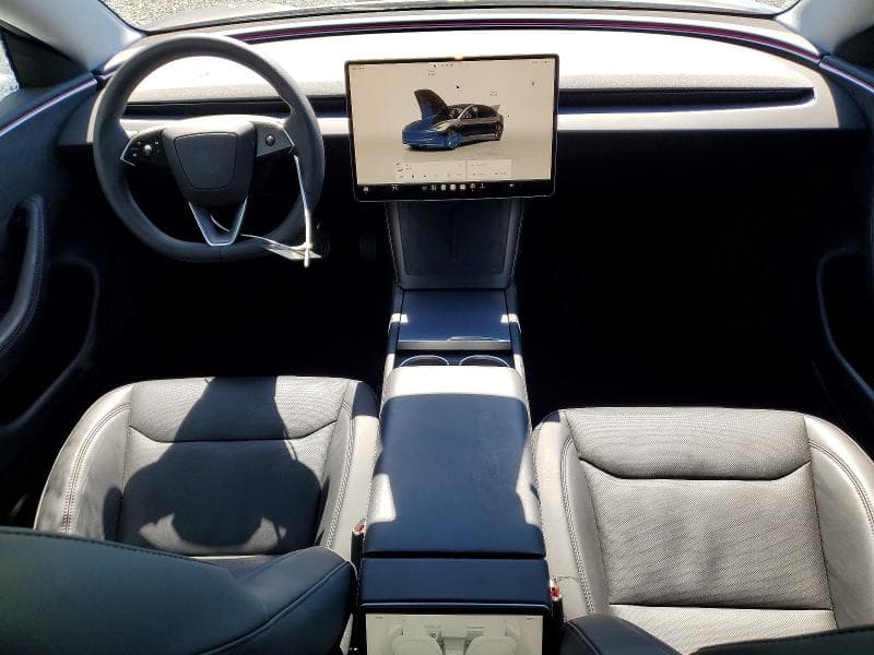 2025 TESLA MODEL 3 8
