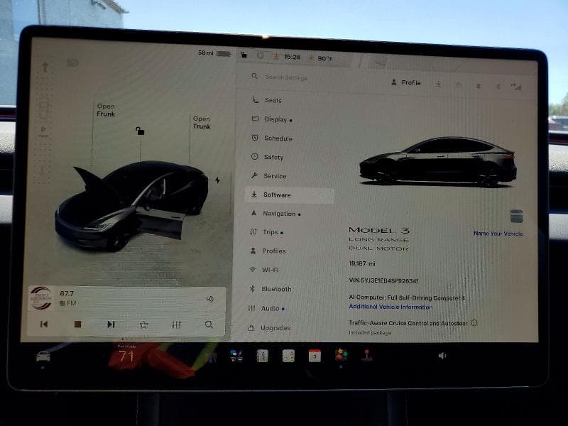2025 TESLA MODEL 3 9