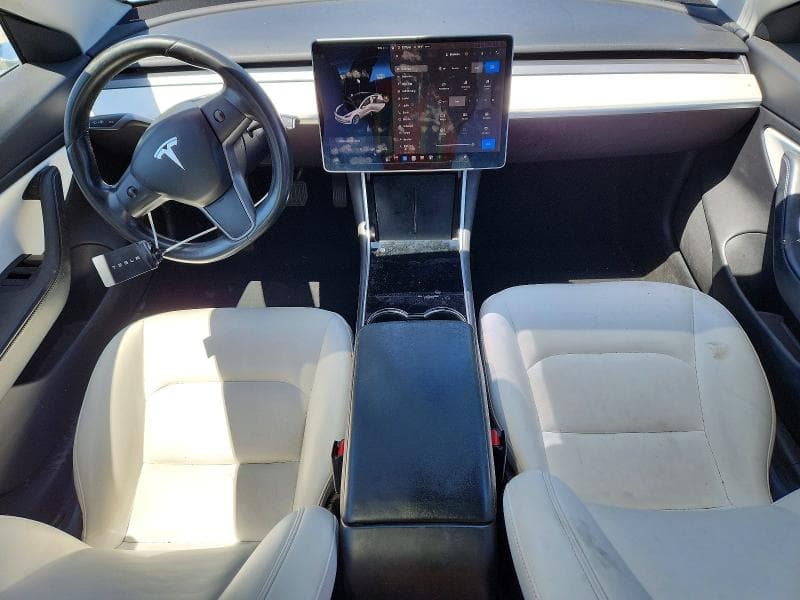 2018 TESLA MODEL 3 8
