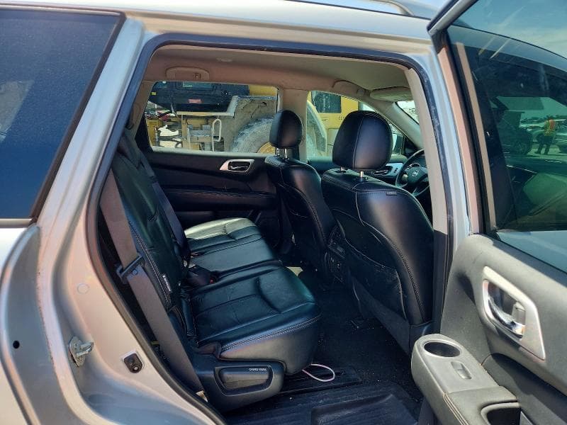 2019 NISSAN PATHFINDER SL SL 10