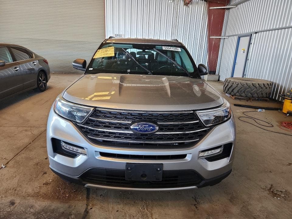 2022 FORD EXPLORER XLT 5