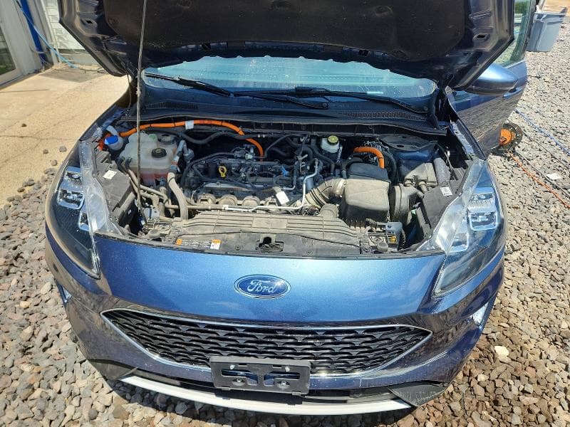 2020 FORD ESCAPE TITANIUM TITANIUM 12