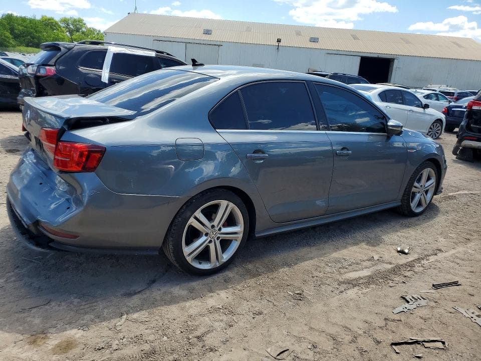 2017 VOLKSWAGEN JETTA GLI 3