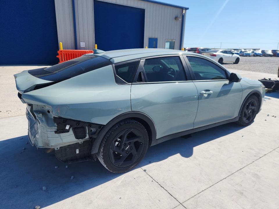 2025 KIA K4 LXS LXS 3