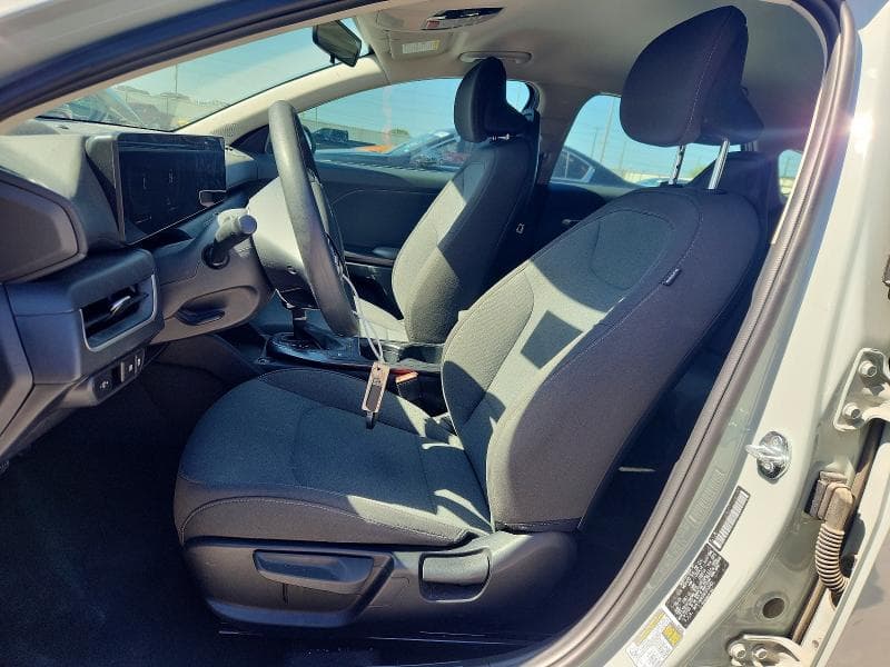 2025 KIA K4 LXS LXS 7