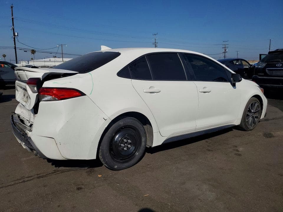 2022 TOYOTA COROLLA SE 3