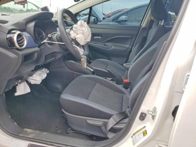 2023 NISSAN VERSA SV 7