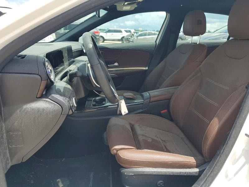 2019 MERCEDES-BENZ A 220 220 7